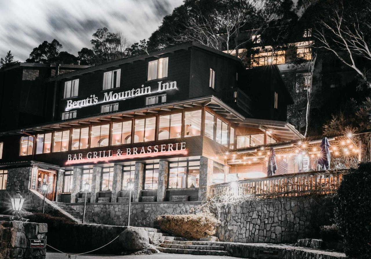 Bernti'S Mountain Inn Thredbo Buitenkant foto